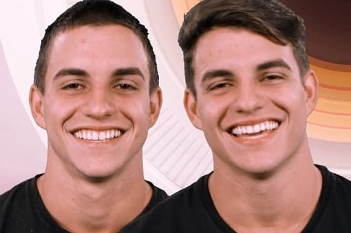 Foto dos gêmeos do BBB17 dando risada.