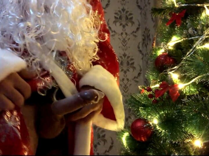 Vídeos de papai noel batendo punheta no natal