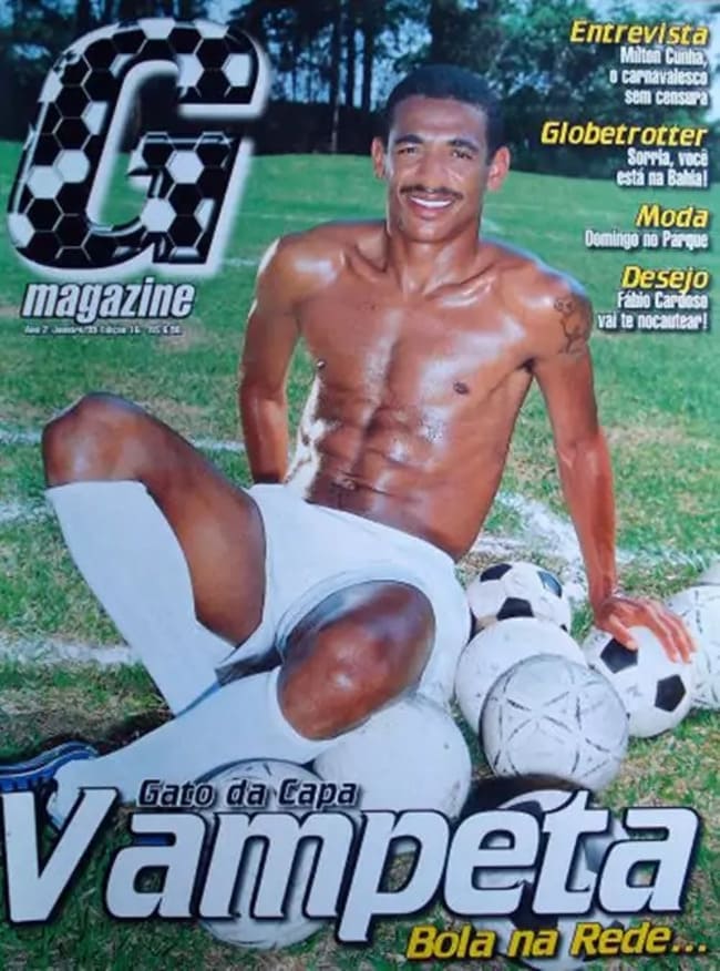 capa da revista g magazine com o jogador vampeta pelado
